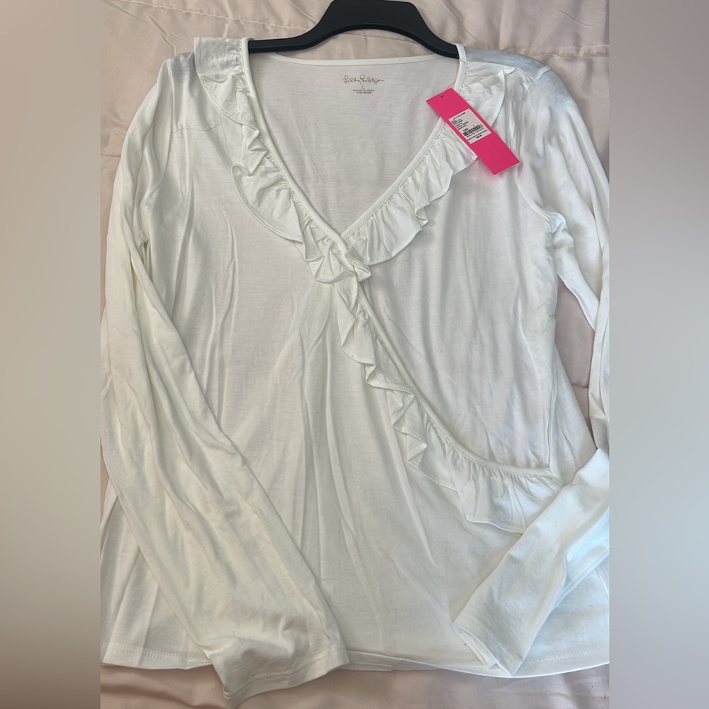 Lilly Pulitzer White LS tee NWT
